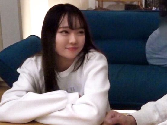 【関西弁娘の危険な上京物語】ナンパ師の甘い誘いに乗ってヤリ部屋へGO！むっちり美巨乳の素人娘が即SEXで悶絶♥上京早々のハメ撮りファックに喘ぐ！