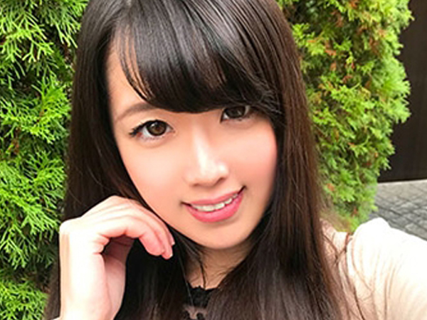 【激ピストンで絶頂】『もっと突いて…』素人娘がポルチオ刺激で悶絶!部屋中に響くパンパン音と甘い喘ぎ声♡激しく突かれるたびに感じまくり、エッチな本性をさらけ出す!