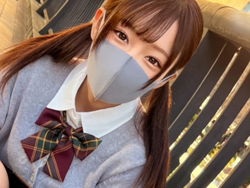 【爆乳美少女の淫乱プレイ】ぷるるんおっぱいがエロすぎる！びしょ濡れマ○コで感じまくり、ガチイキ連発の濃厚セックスに溺れる巨乳ちゃん！♡