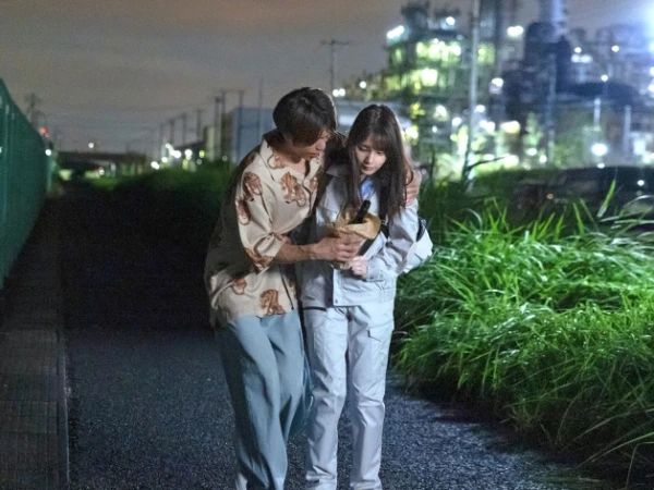 【理系女子の甘い誘惑】工場勤務の彼女が偶然出会った男を介抱！自宅で2人きり、理性崩壊の肉欲同棲生活スタート！