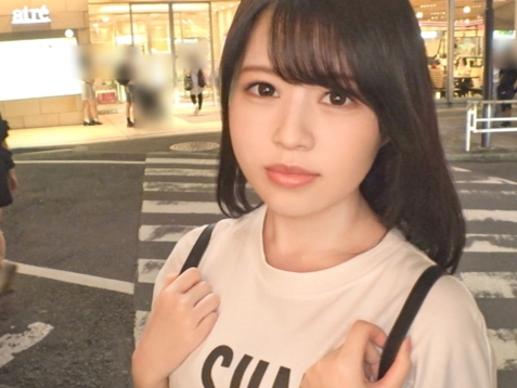 【美白美尻の敏感娘】愛液でぐっちょり濡れまくり！美尻を揺らしながら肉棒で激しく突かれ、感じまくる姿に超興奮♡べちょマンが乱れイク！