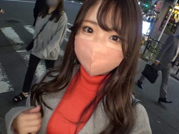 【素人三十路】色気たっぷりお姉さん、男根を深く咥え込むフェラチオ披露！騎乗位＆正常位で激しく突かれ、連続ピストンに喘ぎまくるエロい姿がたまらない♡