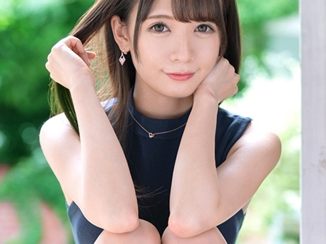 【生ハメ美少女】『気持ちいい…もっと奥まで…』キュートな美少女がエッチなモードに！生チ○ポでおマンコを激しく突かれ、奥まで届く濃厚なザーメンに悶絶！最高のセックス体験を味わう！♡