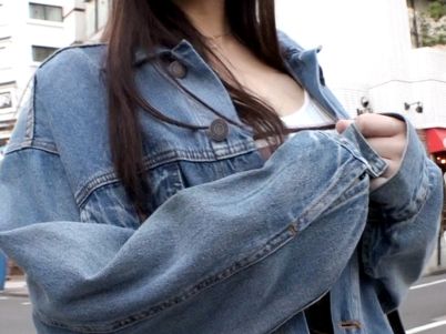 【ヤリマン予備校生の性欲爆発】『彼氏だけじゃ物足りないの…』巨乳エロボディの素人女子がナンパで本性暴露！セフレいるのに彼氏以外のチ○ポでガッツリ濃厚プレイにハマる！