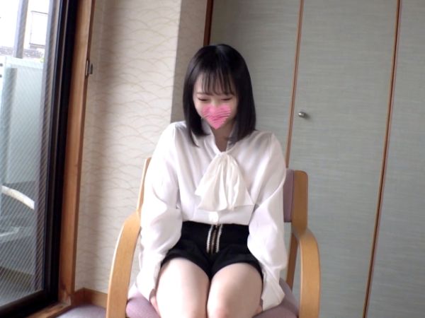 【ミニマム美少女の連続絶頂】145cmの低身長ロリ娘がチンポに夢中！射精後も追撃フェラ＆手コキで搾り取る！生ハメでアクメ連発の激エロ動画♡
