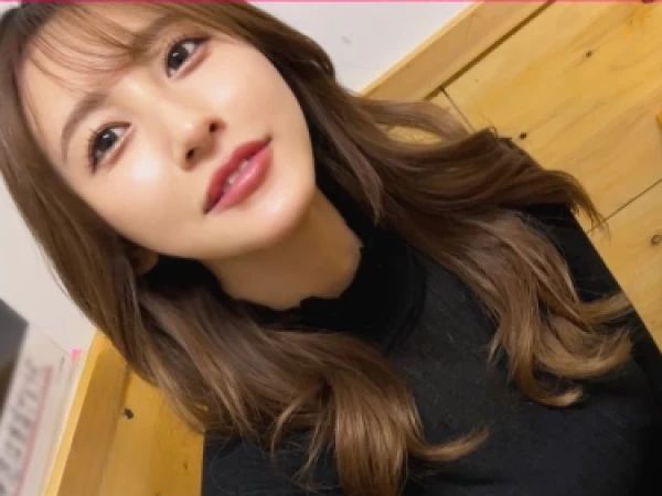 【人妻の禁断の火遊び】『旦那じゃ満足できないの…』S級美熟女が同級生と再会し、ご無沙汰オマ○コで不倫セックス！久々の他人チンポにうっとり痙攣イキしまくり♡