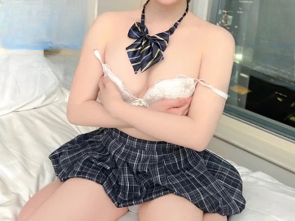 【素人娘の危険なオナニー】『もっと…奥まで…』バイブで濡れ濡れになったエロまんこに生挿入！おねだり上手な素人娘の願いを叶える、無責任な膣内射精セックス！ガチ濡れまんこにガン突きピストンで、彼女の淫らな本性が爆発！！
